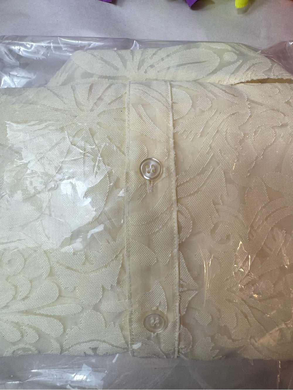Avec Les Filles Cream Floral Lace Button-Up Blouse - Picture 11 of 11